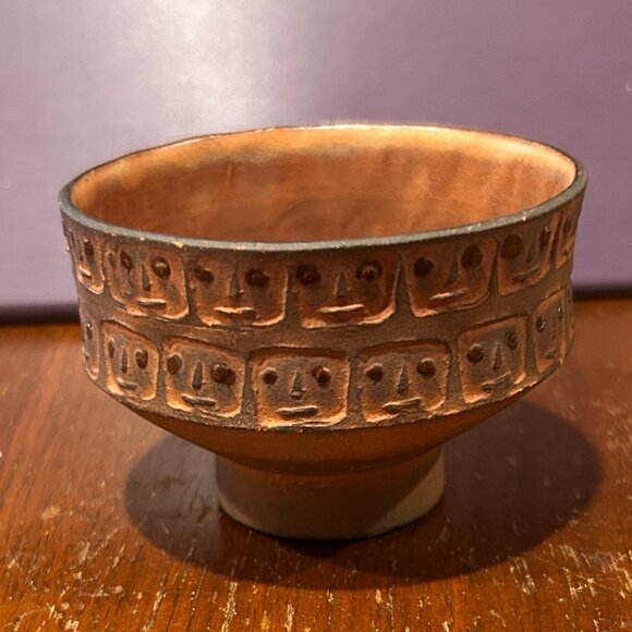 Dybdahl Round Ceramic Faces Mini Vase Small Denmark Pottery - Picture 1 of 4